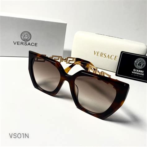 kính versace trắng|Versace hinh nhat.